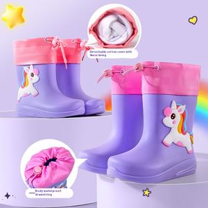 Bottes de pluie pour enfants en caoutchouc imperméable, motifs dinosaures et licornes, jaunes, bleus, roses, violets, vente en gros, personnalisables - Product Image 4