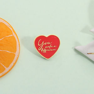 Эмалированная брошь в виде сердца - Product Image 2