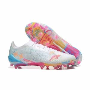 Nuevas zapatillas de fútbol modernas y transpirables con tacos largos para exteriores y tacón bajo para actividades deportivas - Product Image 1