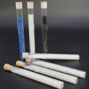 Полиамидные гранулы <span class=keywords><strong>PA66</strong></span> <span class=keywords><strong>GF</strong></span>: армированный нейлон 66, настраиваемый цвет, промышленное пластиковое сырье - Product Image 1