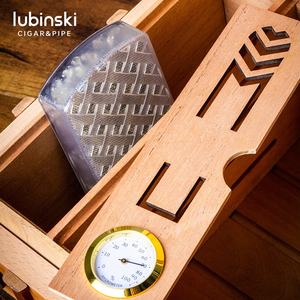 กล่องเก็บซิการ์วินเทจ Lubinski - กล่องไม้ซีดาร์แท้พร้อมไฮโกรมิเตอร์และกุญแจล็อค ความจุ 80 ซิการ์ กล่องของขวัญสุดหรู - Product Image 5