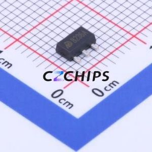 Original y nuevo MD8236A SOT-89-3 Circuito integrado IC Chip PMIC Regulador lineal (LDO) - Product Image 1
