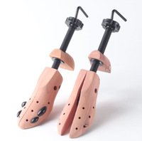 Prend en charge les civières de chaussures personnalisées, l'arbre à chaussures, les expanseurs de chaussures larges, le cèdre américain, disponible pour les hommes et les femmes