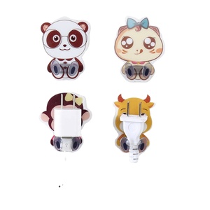 Móc treo tường tự dính móc chìa khóa cáp tổ chức cắm chủ - Product Image 1