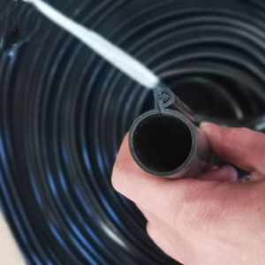 <span class=keywords><strong>Manchon</strong></span> en <span class=keywords><strong>caoutchouc</strong></span> de silicone <span class=keywords><strong>pour</strong></span> fils électriques haute tension, fabricant et fournisseur de revêtements en <span class=keywords><strong>caoutchouc</strong></span> de Chine - Product Image 6