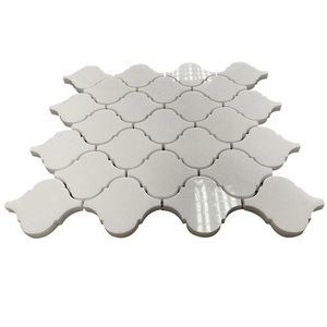Mosaico de Mármol Thassos Blanco Puro 100% Natural con Diseño Arabesco para Cocinas y Baños de Lujo - Product Image 1