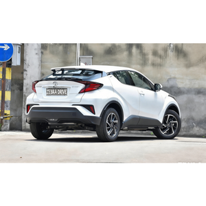 <span class=keywords><strong>Auto</strong></span> Usata a Benzina Toyota <span class=keywords><strong>C</strong></span>-<span class=keywords><strong>HR</strong></span> 2.0L CVT Edizione Lusso, 8 Airbag, Telecamera Posteriore, Tetto Apribile, CarPlay, Fari LED - Product Image 6