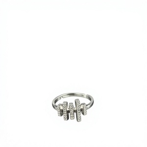 Bague de cocktail élégante en argent sterling 925, design géométrique en barre, plaqué rhodium, sertie de zircons, bijoux de fête pour femmes - Product Image 6