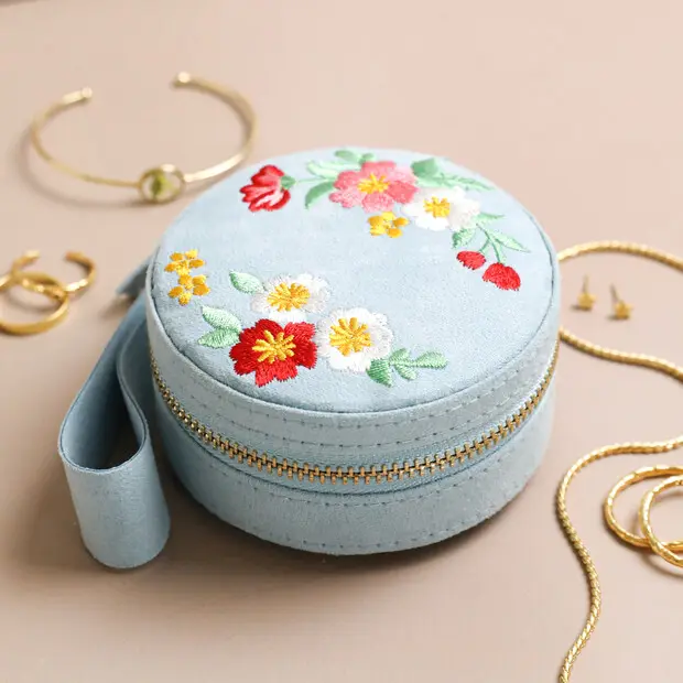 Caixa de presente redonda de veludo para bordado de flores, brincos, tecido azul ensolarado, anel, pulseira, caixa de armazenamento com zíper, caixa de joias