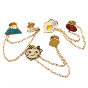 Gato de la suerte de dibujos animados tortilla personalizada Metal solapa Pin insignia diseño hecho suave duro brillo esmalte insignia broche para bolso - Product Image 1