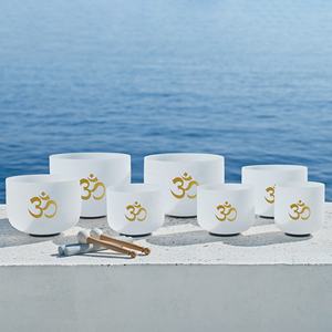 Cuencos De Canto De Cristal para curación De chakras, cuenco esmerilado con diseño OM, 528 Hz - Product Image 1