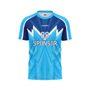 Transforme su apariencia con la camiseta Active Wear con un diseño gráfico único que agrega un elemento divertido a su entrenamiento - Product Image 3