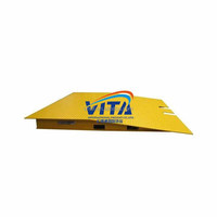 Rampe de quai de chargement mobile robuste VITA, peinte et galvanisée, pour chariots élévateurs - Capacité de charge de 8000 kg, solutions de transport