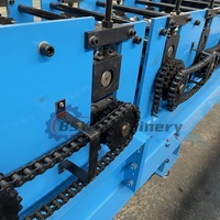 Machine de formage à froid entièrement automatique à grande vitesse pour la fabrication de capuchons de toit en acier coloré