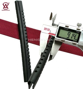 Yüksek kalite toptan PVC yumuşak şerit plastik köşe koruyucu ağır bagaj aksesuarları - Product Image 4