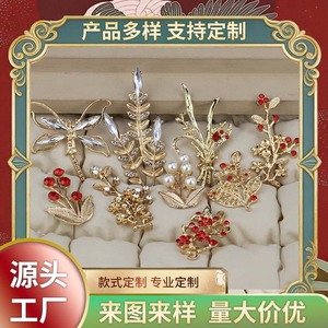 Broche en métal en forme de feuille avec strass, accessoire de mode féminin pour mariage, bijoux en alliage de zinc à motif végétal, DIY - Product Image 5