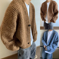 Einfarbiger Polyester-Strickpullover für Herren, großer V-Ausschnitt, Cardigan, normale Ärmel, lockere Passform, atmungsaktiv, für den Winter, High-End-Stil, trendig