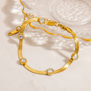 Stainless Steel Bracelet <b>Star</b> O-Chain 18K Gold Plated Women's Jewelry <b>Light</b> Luxury High-End Fashion Chain Bracelet - Product Image 3