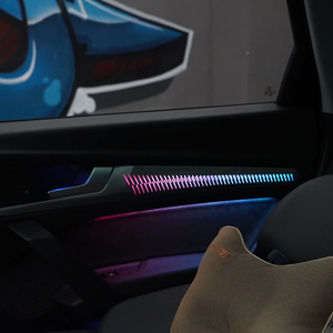 Éclairage d'ambiance LED de précision pour Audi Q5L 2018-2026 - Amélioration de l'intérieur - Product Image 3