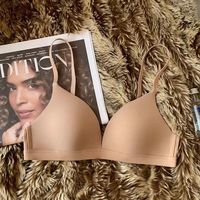 Bralette push-up sans couture à bonnets trois quarts, fermeture double rangée, bretelles réglables, lingerie douce sans armatures