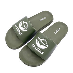 Zapatillas de piscina personalizadas de fábrica con logotipo en relieve <span class=keywords><strong>calzado</strong></span> fiable y barato - Product Image 2