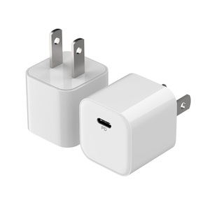 Chargeur mural USB-C PD 20W ignifuge en gros avec protection OTP/OVP certifié CE/FCC de haute qualité pour usage domestique Blanc - Product Image 1