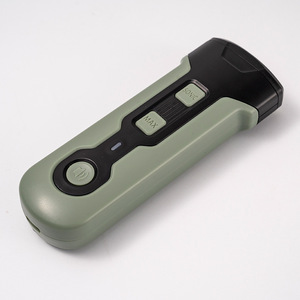 Dispositivo Ultrasónico Portátil de Mano con Linterna LED y Sonido de Alta Frecuencia para Entrenador Profesional de Perros para Detener el Ladrido - Product Image 6