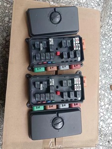 สำหรับอะไหล่รถปั๊มคอนกรีต A810201206111 กล่องควบคุมไฟฟ้ากลางแบบใหม่ รับประกัน 6 เดือน ผลิตในจีน - Product Image 2