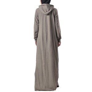 Kaftan personnalisé pour femmes, robe longue noire de Dubaï avec capuche et poche - Product Image 3