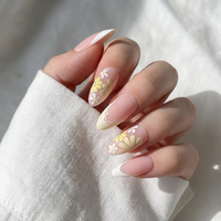 24 Uñas Postizas 3D con Relieve, Degradado Floral Rosa y Blanco, Uñas Postizas Largas en Forma de Ataúd, Calidad de Salón