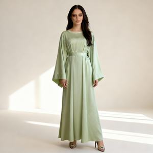 Abaya Personalizada de Poliéster Satinado Premium para Mujeres Musulmanas, Vestido Elegante y Modesto para Ocasiones Especiales y Venta al por Mayor - Product Image 1