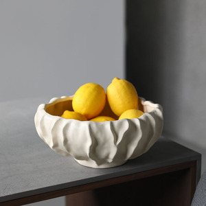 Plato de Frutas de Porcelana Blanca con Diseño de Viento Silencioso, Adornos Modernos y Sencillos, Arte Abstracto, Decoración de Escritorio, Sala de Estar, Mesa de Centro - Product Image 1