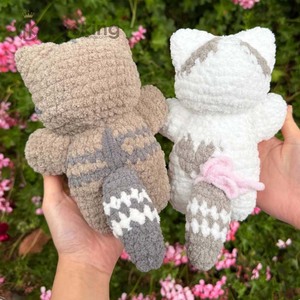 Juguete de Gato de Peluche Hecho a Mano - Adorable Gatito de Peluche con Hilo Suave, Lindo Regalo para Niños y Amantes de los Gatos, Amigurumi de Gato - Product Image 4
