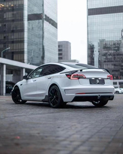 ชุดแต่งรอบคันรุ่นใหม่สำหรับรถยนต์ Model 3 รุ่นปี 2019-2022 สำหรับกันชนหน้าและหลัง - Product Image 4