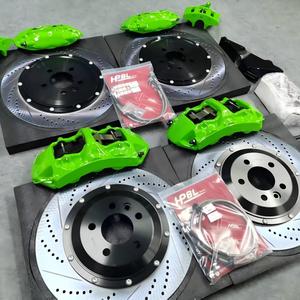 Système <span class=keywords><strong>de</strong></span> freinage avant haute performance 4/6 pistons pour VW Golf GTI R32 R Line Tiguan <span class=keywords><strong>Touran</strong></span> Caddy Jetta MK6 MK7 – Amélioration pour la route et la piste - Product Image 2