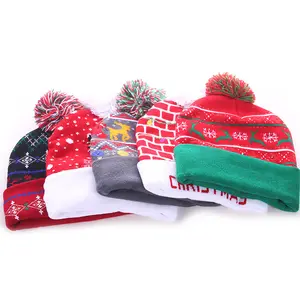 Ourwarm Custom Kids Party forniture natalizie per adulti Jacquard Mini Light Up Decoration Cap Knit Beanie cappello di natale