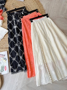 ชุดกระโปรงยาวผู้หญิงขายดี 150 GSM ใส่สบายทุกฤดู พร้อมเสื้อผูกคอ ทรงเอ ยาวถึงข้อเท้า สีพื้น - Product Image 6