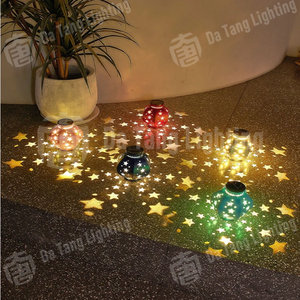 Luz decorativa LED con forma de estrella hueca para Navidad y Halloween, para caminos de jardín y áreas escénicas, con un suave brillo blanco cálido que crea una atmósfera festiva - Product Image 1