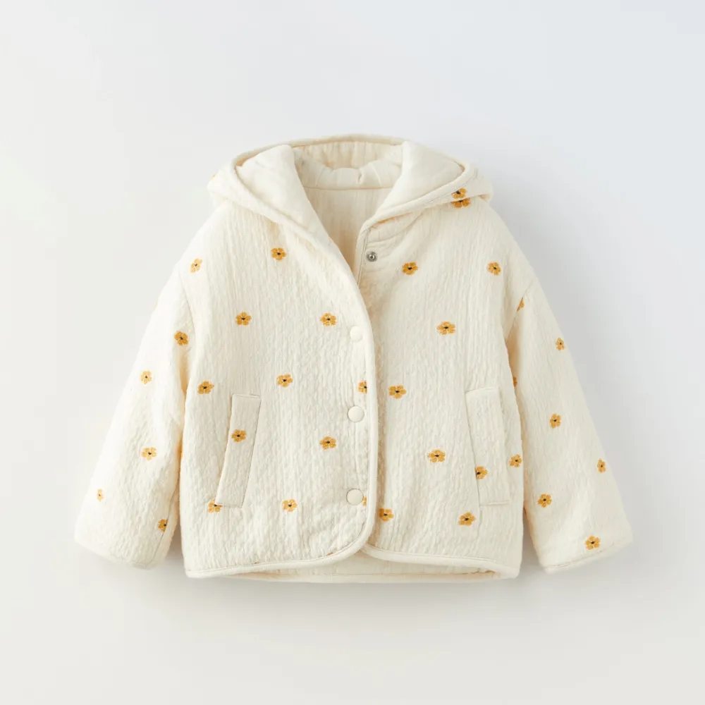 Manteau à capuche brodé en velours corail pour bébé automne et hiver châle bébé sort manteau chaud coupe-vent