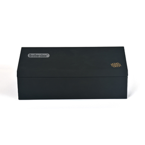 Caja de Regalo Magnética Biodegradable Hecha a Mano, Caja de Lujo para Gafas de Sol con Logotipo en Lámina Dorada - Product Image 3