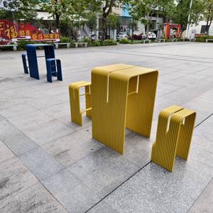 Set di Tavolo e Sedie <span class=keywords><strong>da</strong></span> Bar per Esterni, Design Minimalista Moderno in Ferro Battuto, per Villa, Cortile, Terrazza e <span class=keywords><strong>Giardino</strong></span> - Product Image 2