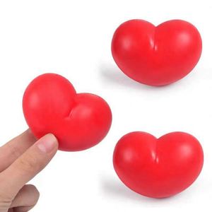 Balle anti-stress en mousse PU en forme de cœur avec logo personnalisé, vente en gros, jouet de relaxation personnalisé, cadeau promotionnel - Product Image 1