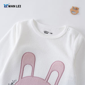 Set in Velluto Morbido e Confortevole di Alta Qualità per Bambine - Top a Maniche Lunghe + Pantaloni per <span class=keywords><strong>Età</strong></span> 3 e Inferiore con Stampa Animale Coniglio - Product Image 2