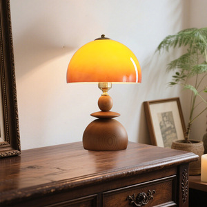 Lampe de chevet vintage française de style Chabi, en bois massif, pour chambre à coucher, bureau, ambiance rétro américaine, éclairage haut de gamme - Product Image 2