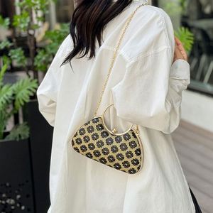 Kadınlar için Debriyaj Çanta Gece Çantası Düğün ve Parti için Yapay Elmas Zincirli Balo Elması Çanta - Product Image 2