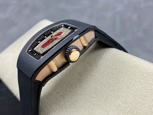 Montre mécanique en céramique avec boîtier en céramique, deux ressorts de remontoir séparés et un balancier visiblement visible - Product Image 3