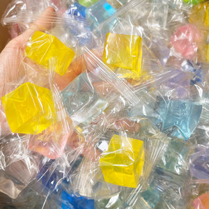 Mini Juguetes Blandos de Cubitos de Hielo, Juguetes Antiestrés de TPR Transparente con Forma de Bloque de Hielo, Venta al por Mayor - Product Image 5