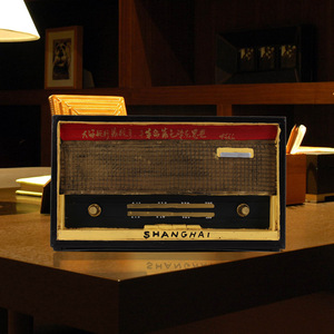 Modelo de Televisor Vintage Hecho a Mano, Adorno de Hierro Envejecido para Decoración de Bares, Atrezzo para Estudio Fotográfico, Exhibición en Tiendas - Product Image 1