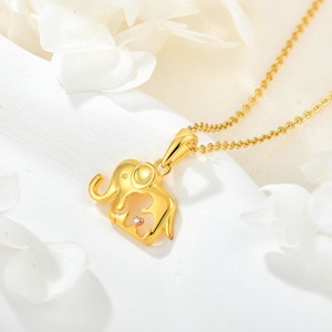 Collar con Colgante <span class=keywords><strong>de</strong></span> Elefante Madre e Hijo en Plata <span class=keywords><strong>de</strong></span> Ley 925 Chapada en <span class=keywords><strong>Oro</strong></span> <span class=keywords><strong>de</strong></span> 18k al por Mayor <span class=keywords><strong>para</strong></span> Mujer, Regalo del Día <span class=keywords><strong>de</strong></span> la Madre, Joyería Personalizada - Product Image 3
