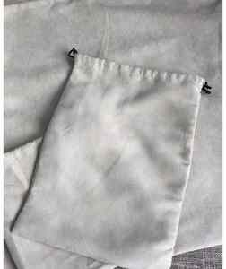 Bolsa de Seda de Lujo Personalizada con Cordón, Reciclable, de Algodón, Terciopelo, Gamuza, para Zapatos, Bolsos, Carteras, Accesorios para el Cabello, Cinturones, Corbatas - Product Image 5